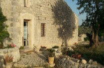 Stone house Aline