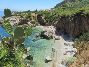 Trekking in sicilian nature reserve