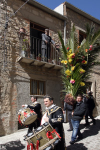 domenica-delle-pame-sunday-easter-tradition-sicily-sicilian